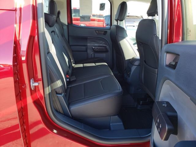 New 2025 Ford Maverick Lariat w/ Black Appearance Package image 26