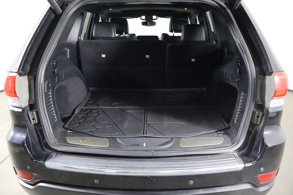Used 2017 Jeep Grand Cherokee Limited AWD/4WD image 17
