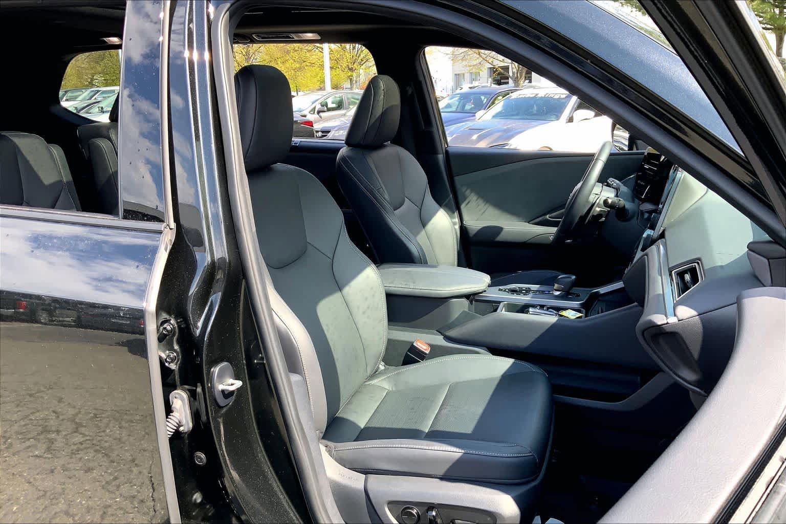 Used 2024 Lexus TX 350 AWD w/ Captains Chair Package image 9