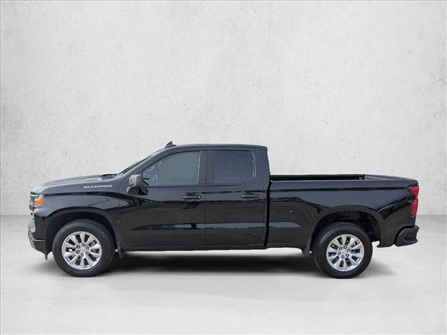 Used 2025 Chevrolet Silverado 1500 Custom image 9