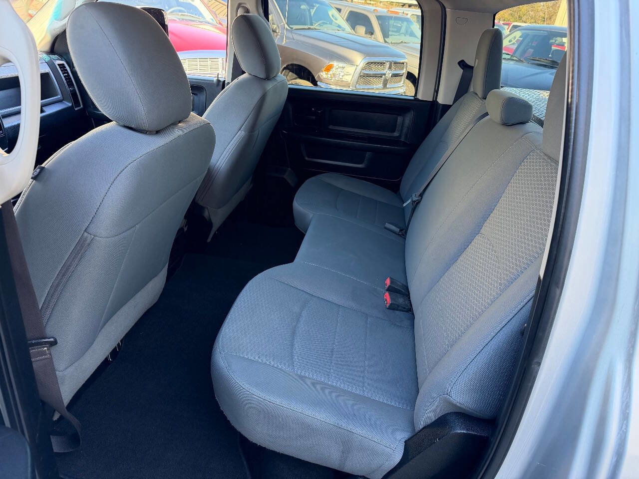 Used 2016 RAM 3500 Tradesman w/ Chrome Appearance Group AWD/4WD image 41