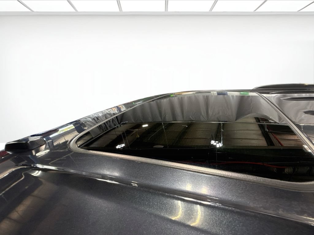 Used 2012 Chevrolet Tahoe LTZ AWD/4WD image 21