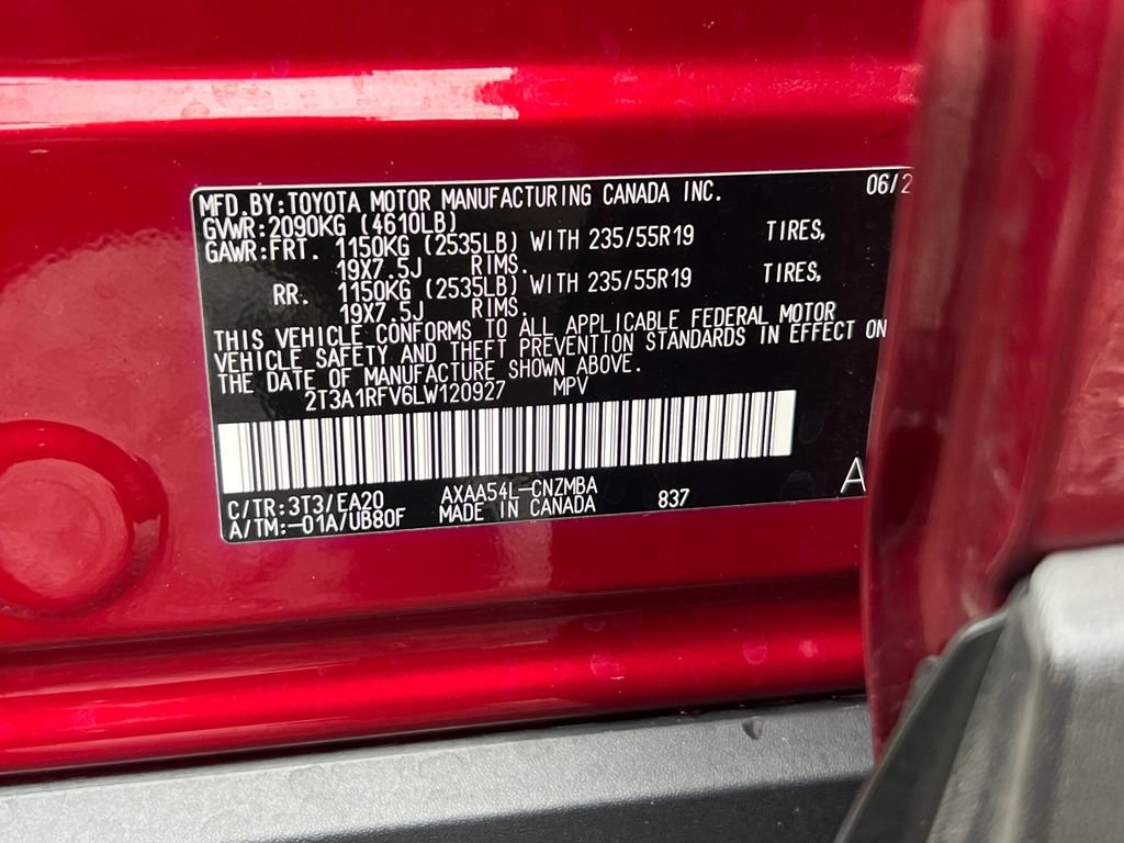 Used 2020 Toyota RAV4 XLE Premium image 31