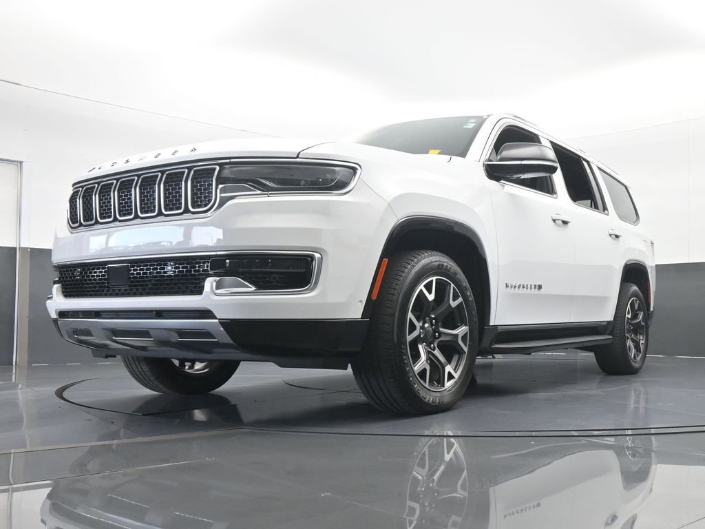 Used 2023 Jeep Wagoneer Series III w/ Preferred Equipment Group image 58