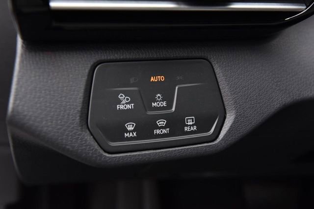 New 2025 Volkswagen ID.4 Pro S Plus image 11