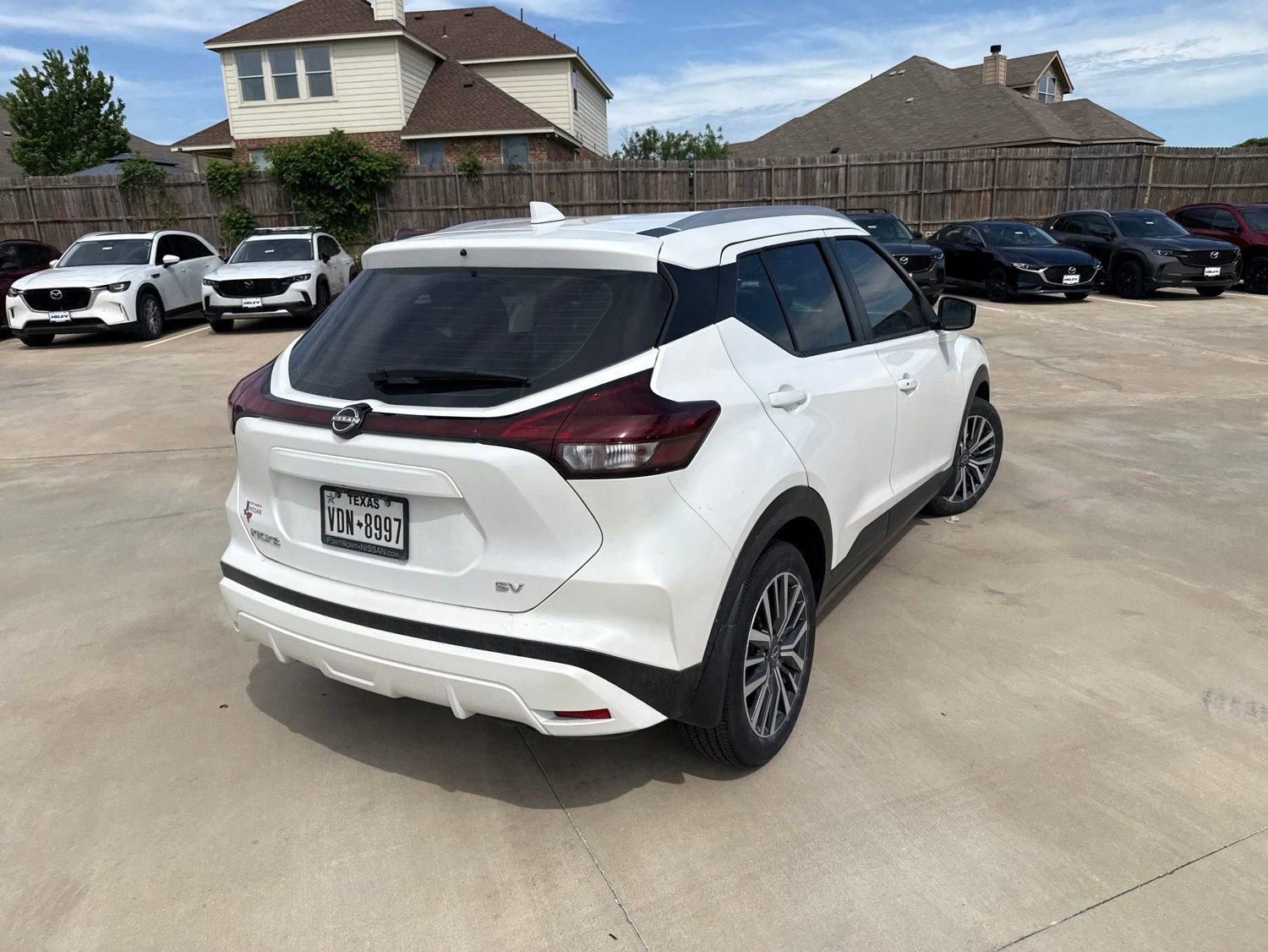 Used 2024 Nissan Kicks SV FWD image 10
