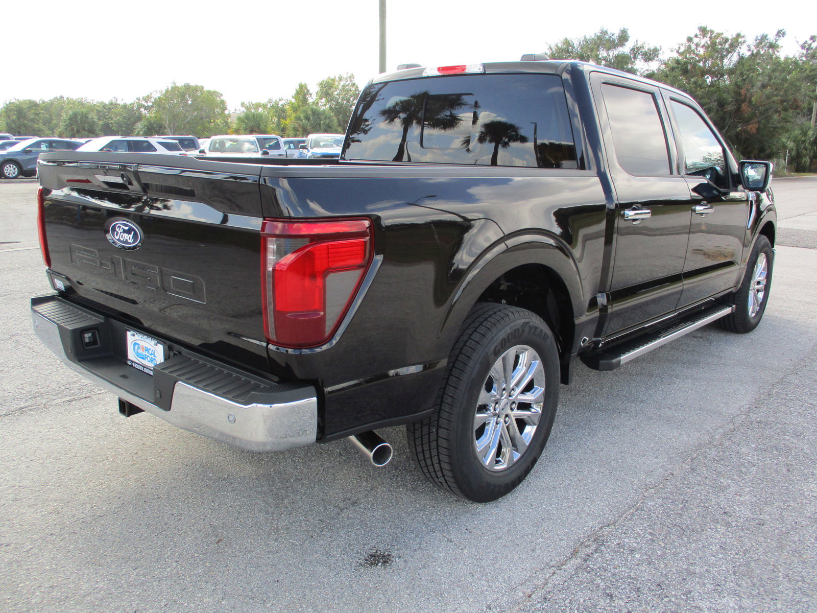 Used 2024 Ford F150 XLT w/ Equipment Group 303A High image 7