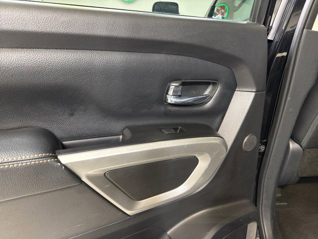 Used 2018 Nissan Titan SL w/ Chrome Package image 42