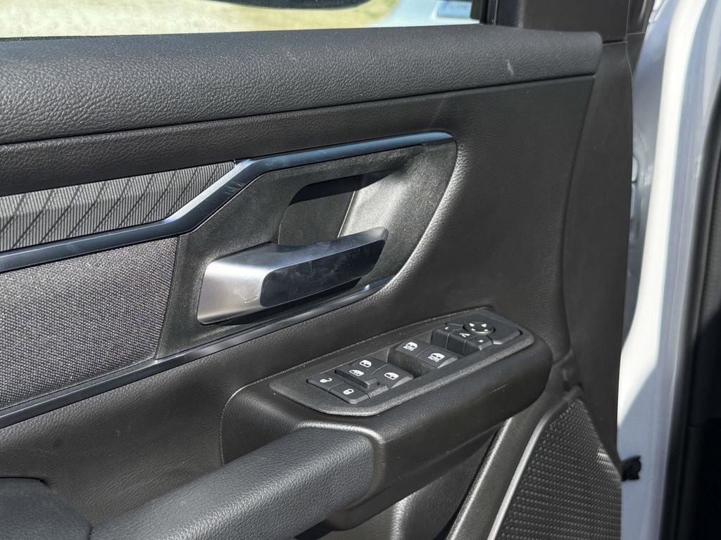 New 2026 RAM 1500 Big Horn AWD/4WD image 23