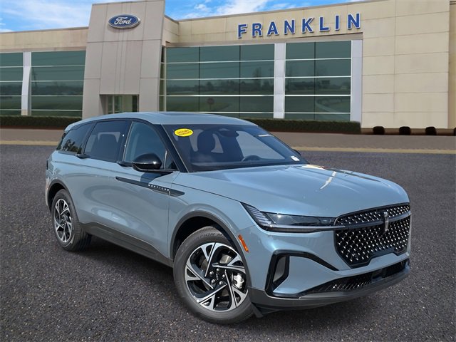 New 2025 Lincoln Nautilus Premier w/ Equipment Group 102A image 1