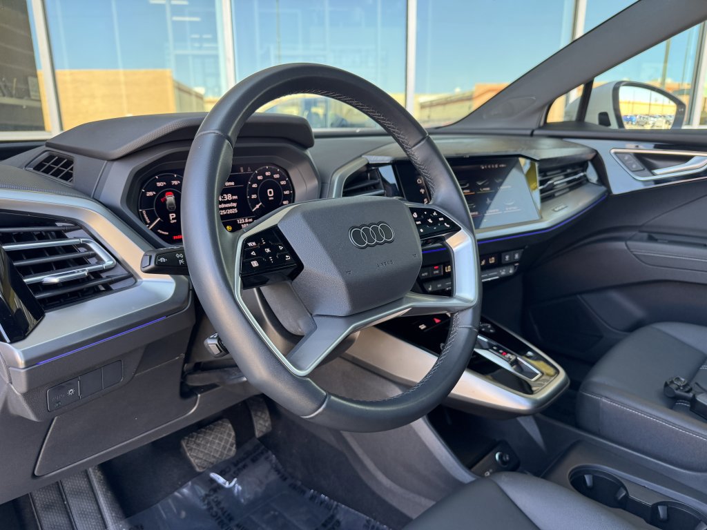 Used 2022 Audi Q4 e-tron Premium Plus w/ Premium Plus image 37