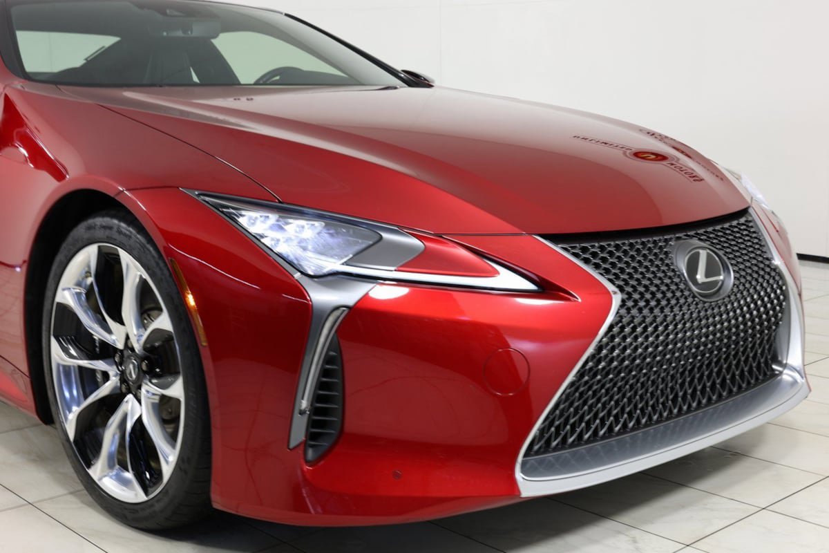 Used 2018 Lexus LC 500 Coupe w/ Performance Package RWD image 37
