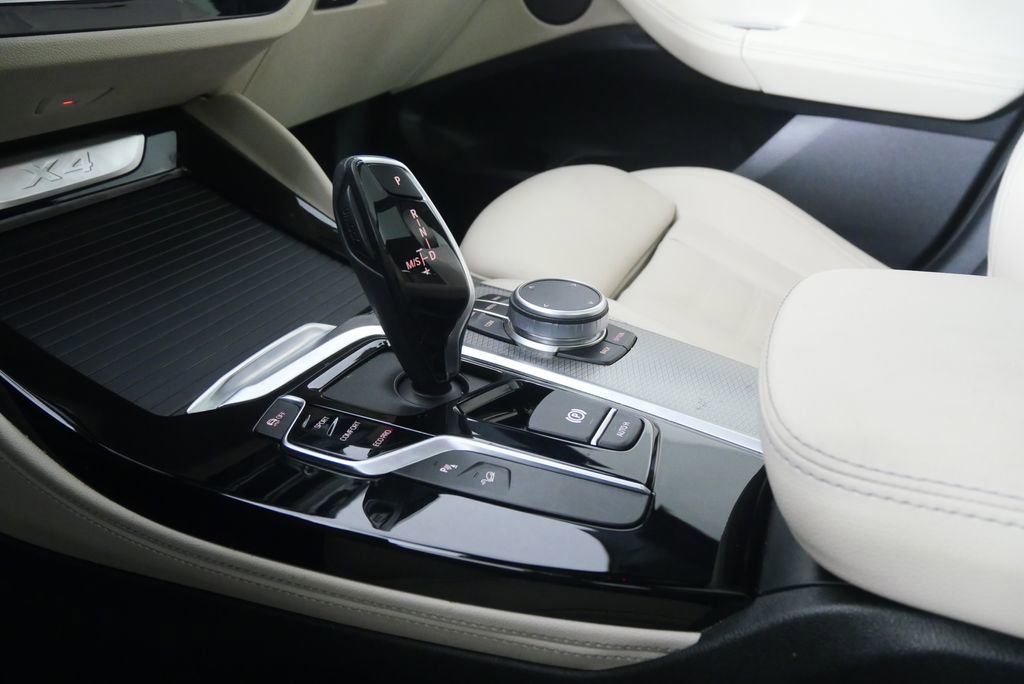 Used 2020 BMW X4 xDrive30i w/ M Sport Package 2 image 24