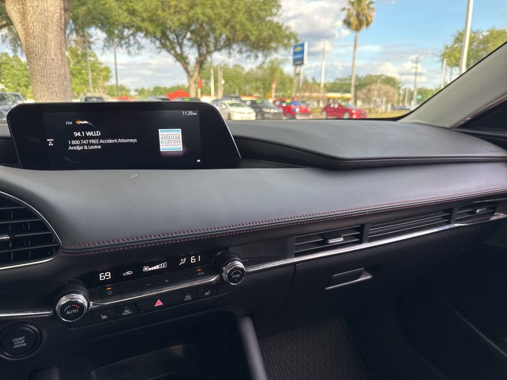 Used 2022 MAZDA MAZDA3 s FWD image 65