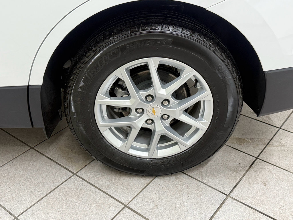 Certified 2024 Chevrolet Equinox LT FWD image 14