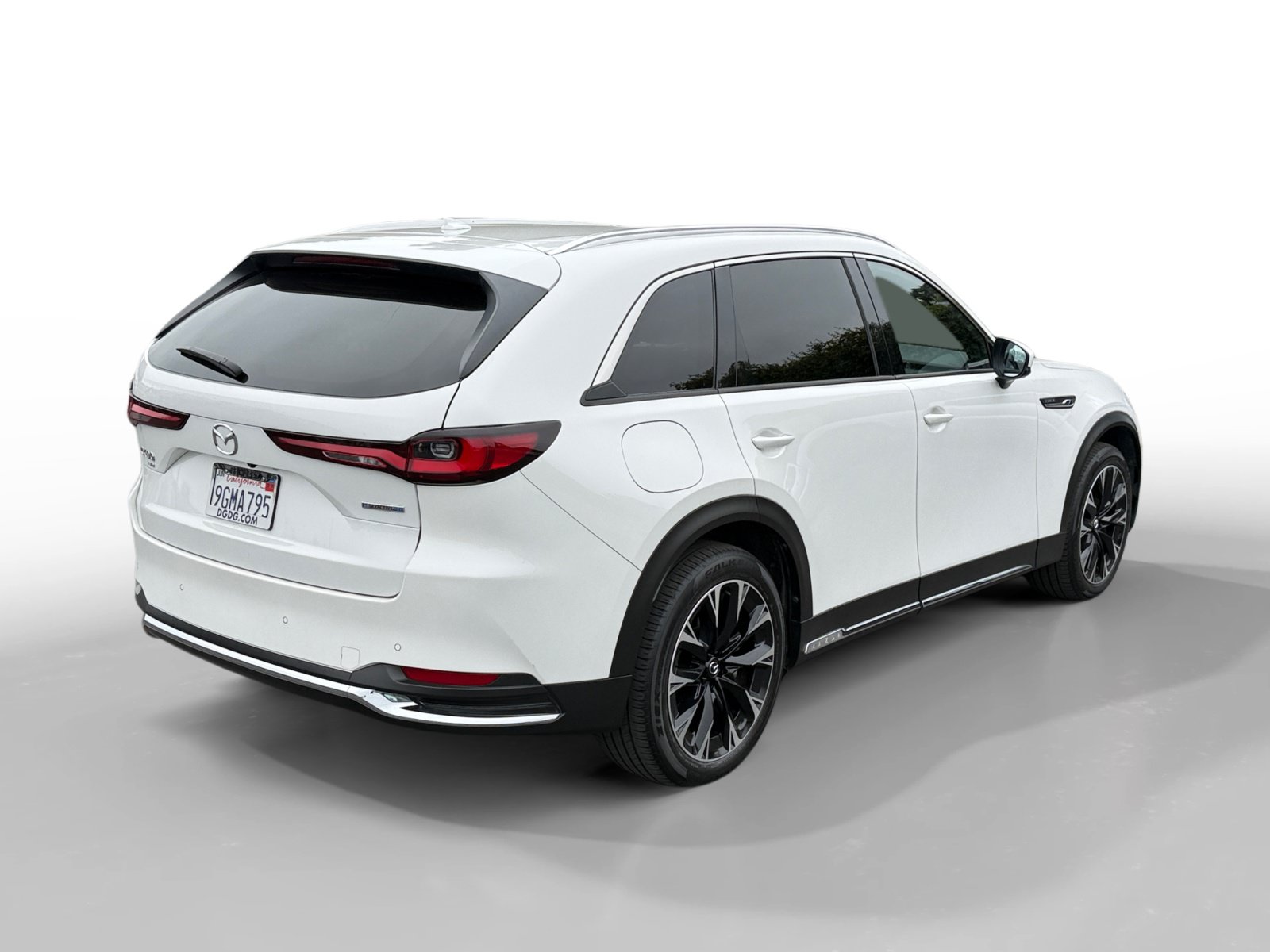 Certified 2024 MAZDA CX-90 Plug-In Hybrid w/ Premium Plus AWD/4WD image 5