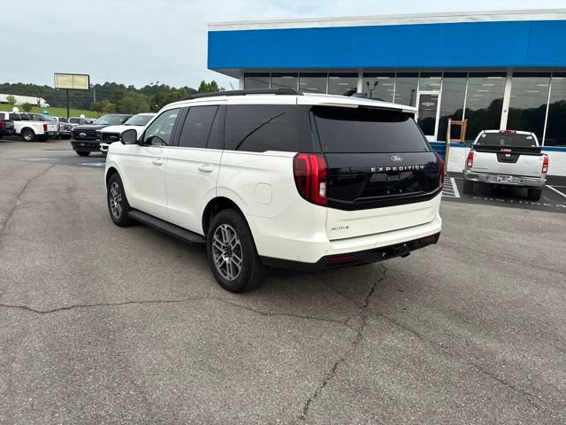 Used 2025 Ford Expedition Active AWD/4WD image 24