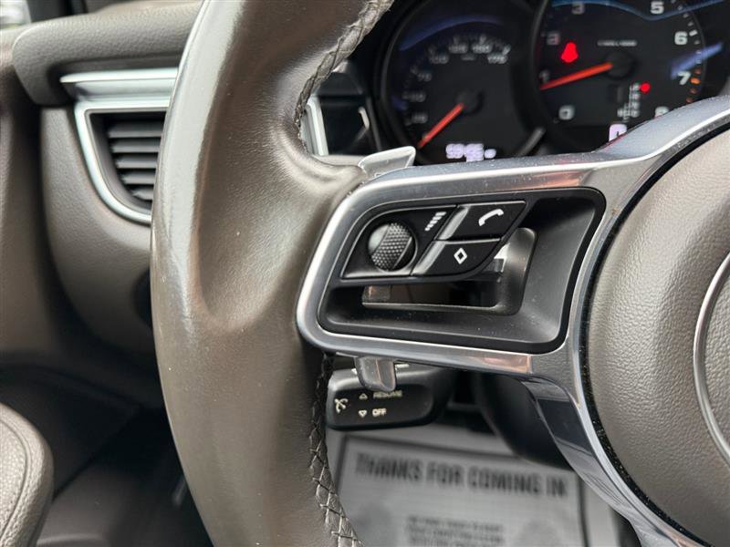 Used 2018 Porsche Macan AWD image 26