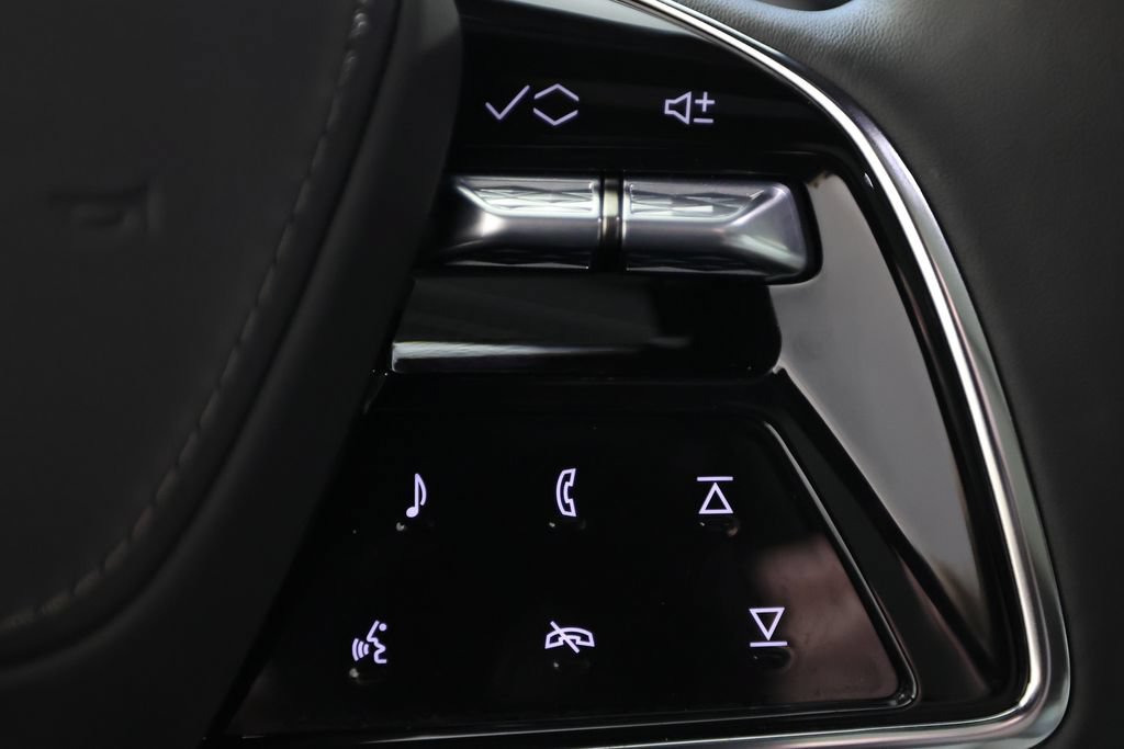 Used 2026 Cadillac Escalade V AWD/4WD image 25