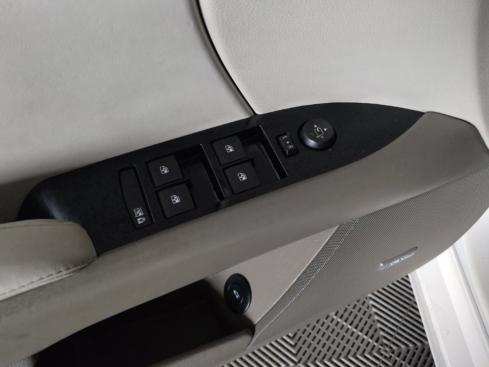 Used 2016 Cadillac XTS Platinum FWD image 27