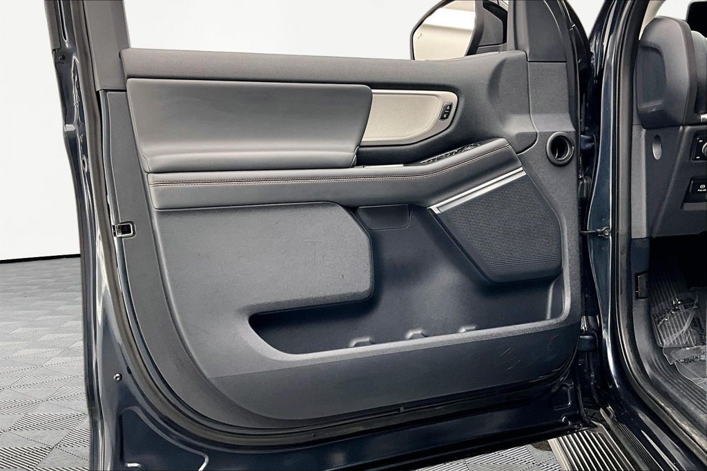 Certified 2025 Ford Expedition Max Active AWD/4WD image 23