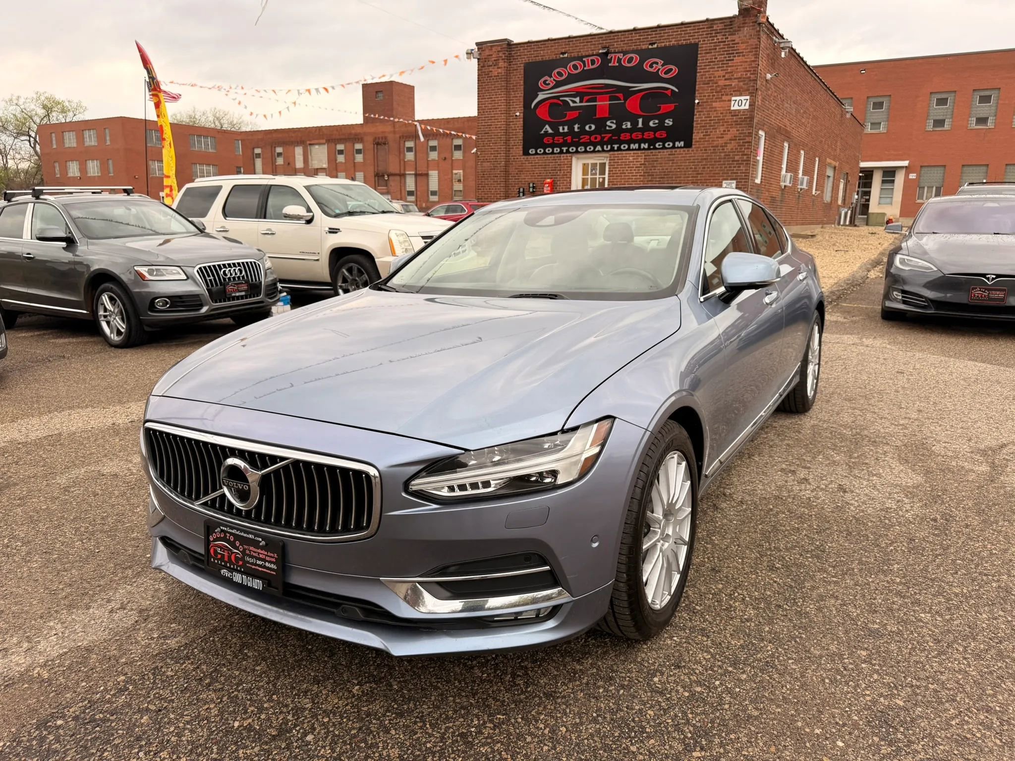 Used 2017 Volvo S90 T6 Inscription w/ Vision Package AWD/4WD image 1