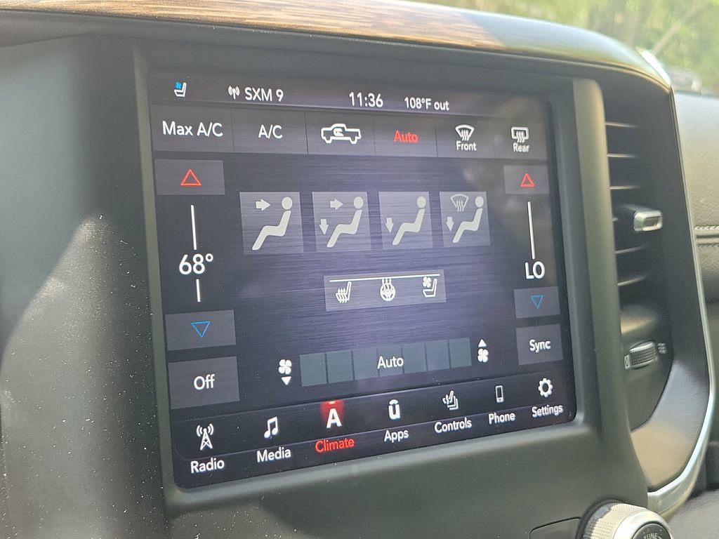 Used 2019 RAM 1500 Laramie RWD image 33