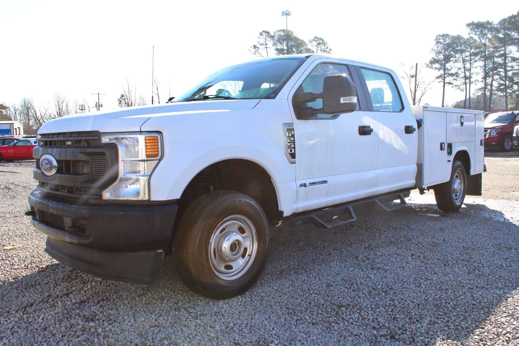 Used 2022 Ford F250 XL w/ Power Equipment Group image 3