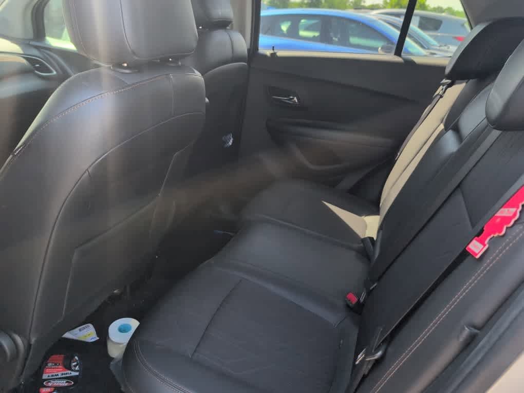 Used 2020 Chevrolet Trax LT w/ LT Convenience Package FWD image 7
