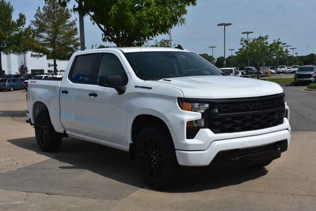 New 2026 Chevrolet Silverado 1500 Custom w/ LPO, Dark Essentials Package AWD/4WD image 3