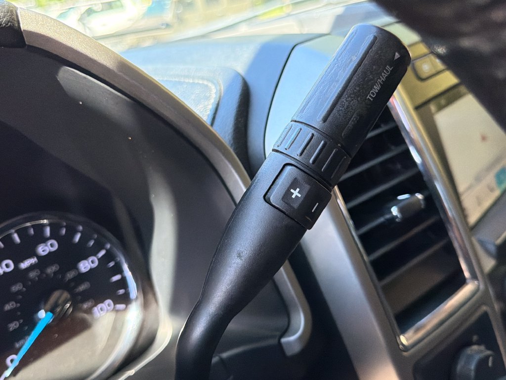 Used 2018 Ford F250 Lariat w/ FX4 Off-Road Package AWD/4WD image 29