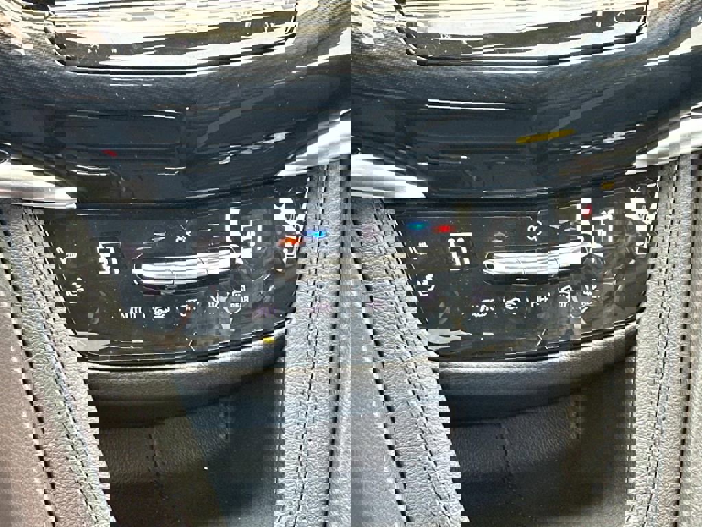 New 2025 Cadillac XT6 Sport w/ Platinum Package image 13