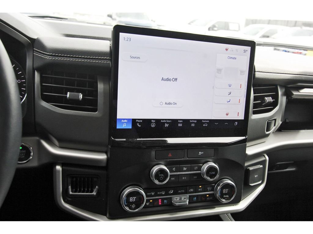 Used 2022 Ford Expedition XLT image 10