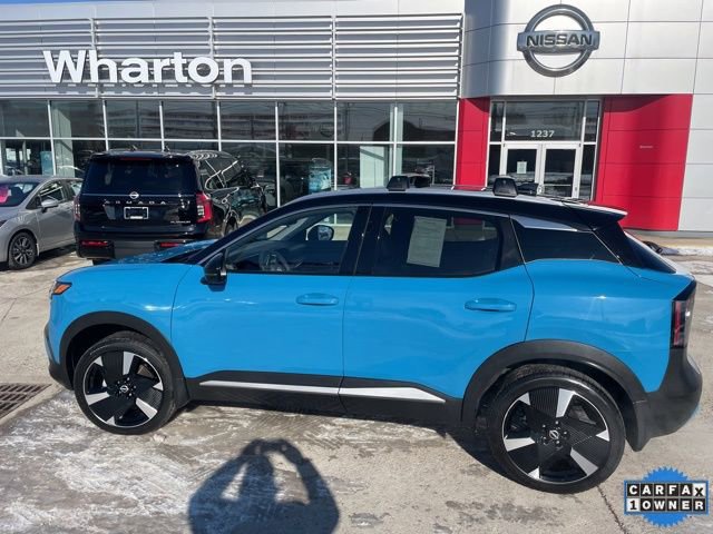 Used 2025 Nissan Kicks SR image 2