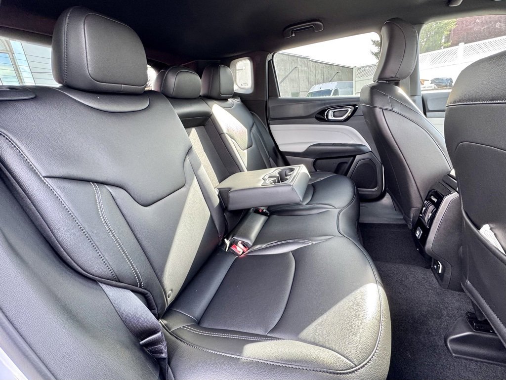New 2026 Jeep Compass Limited image 20