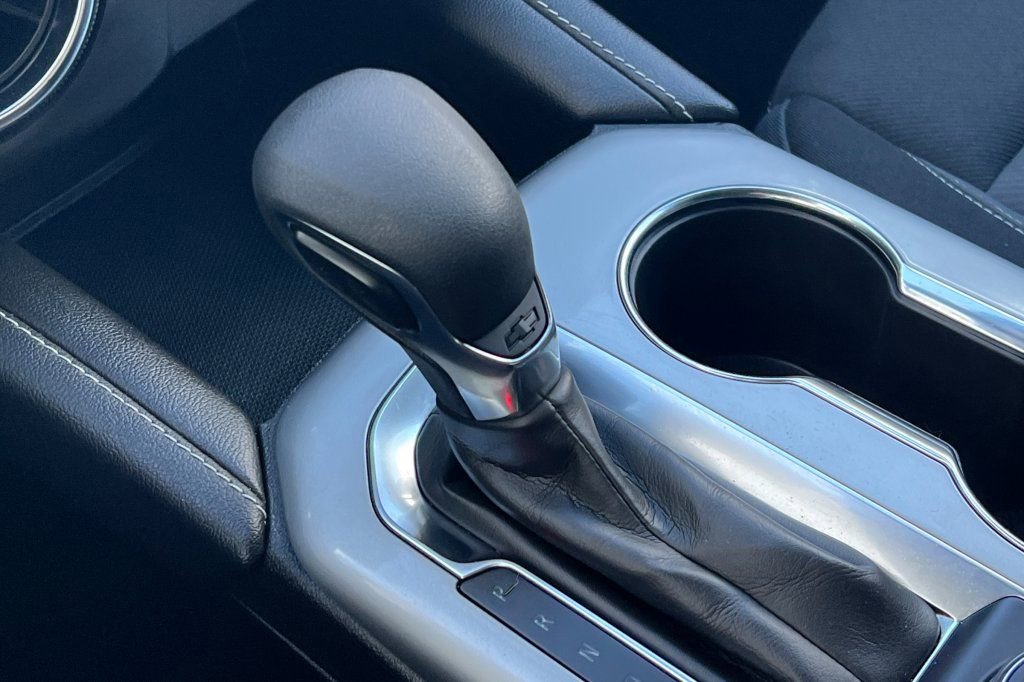 Used 2025 Chevrolet Blazer LT image 18