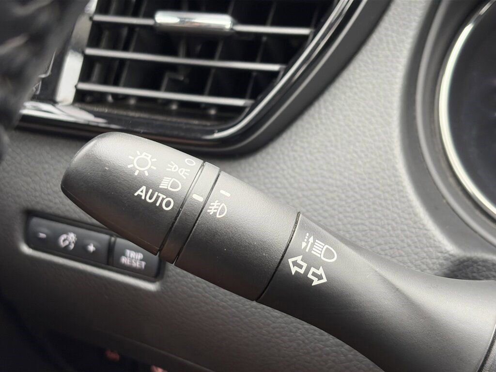 Certified 2022 Nissan Rogue Sport SL w/ Premium Package image 22