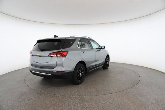 Used 2023 Chevrolet Equinox LT w/ Driver Convenience Package image 17