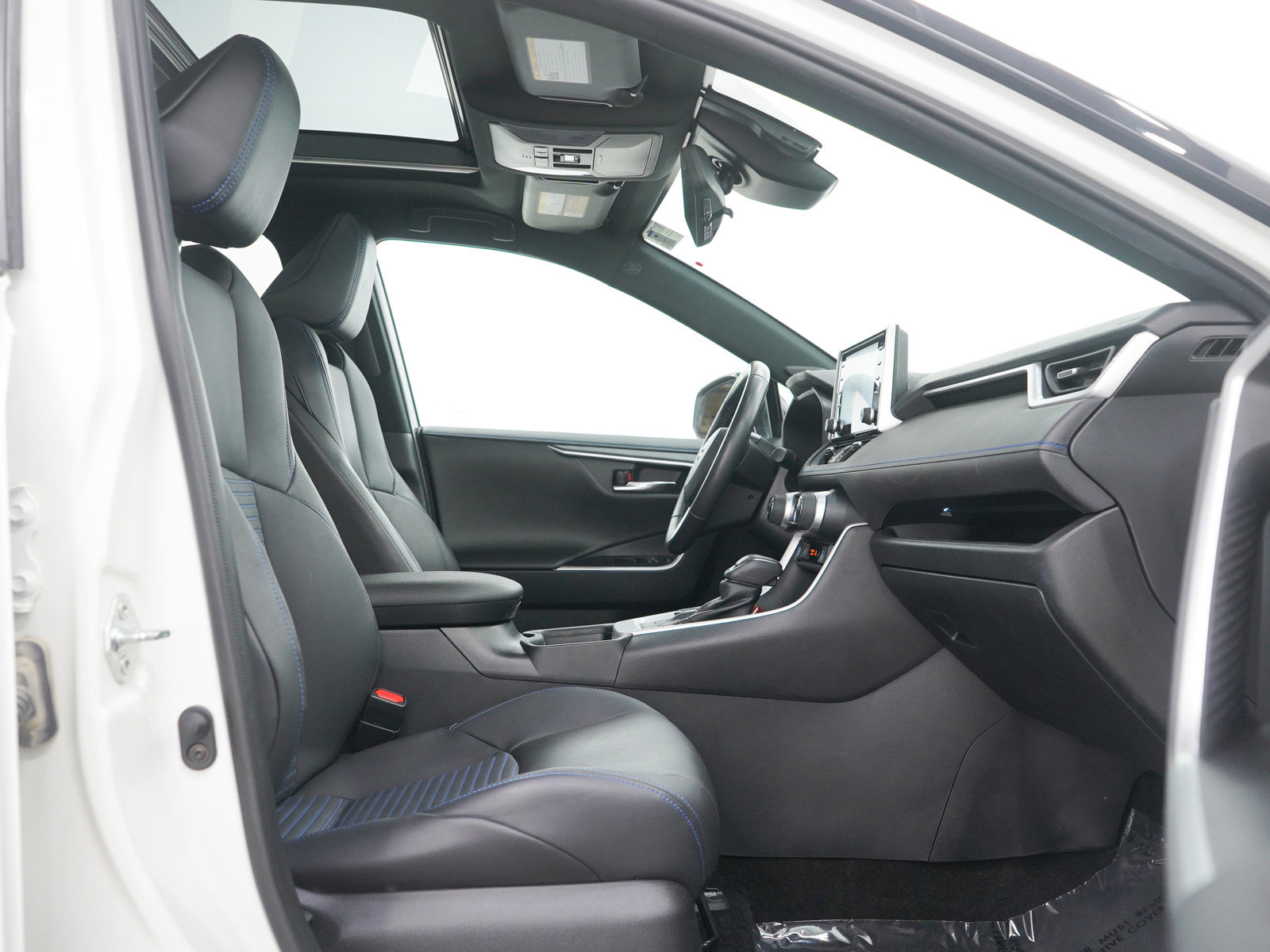 Used 2021 Toyota RAV4 XSE image 11