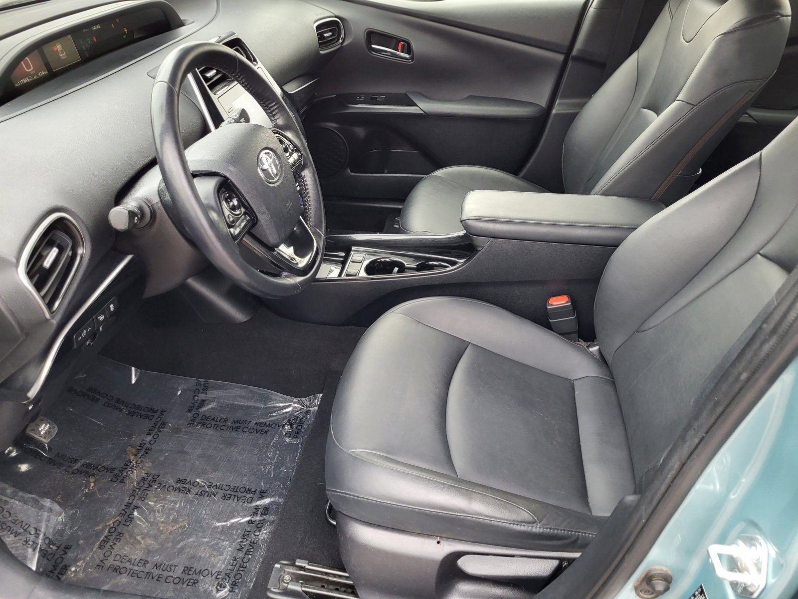 Used 2021 Toyota Prius XLE w/ Carpet Mat Package (TMS) image 15