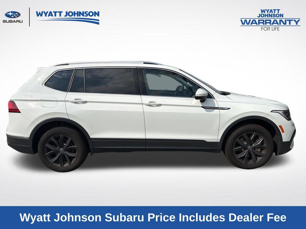 Used 2024 Volkswagen Tiguan SE AWD/4WD image 9