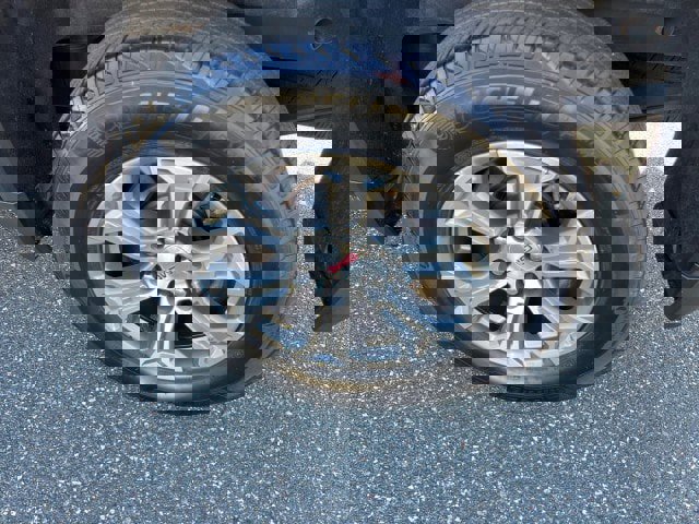 Used 2019 GMC Sierra 1500 SLE w/ SLE Value Package image 24