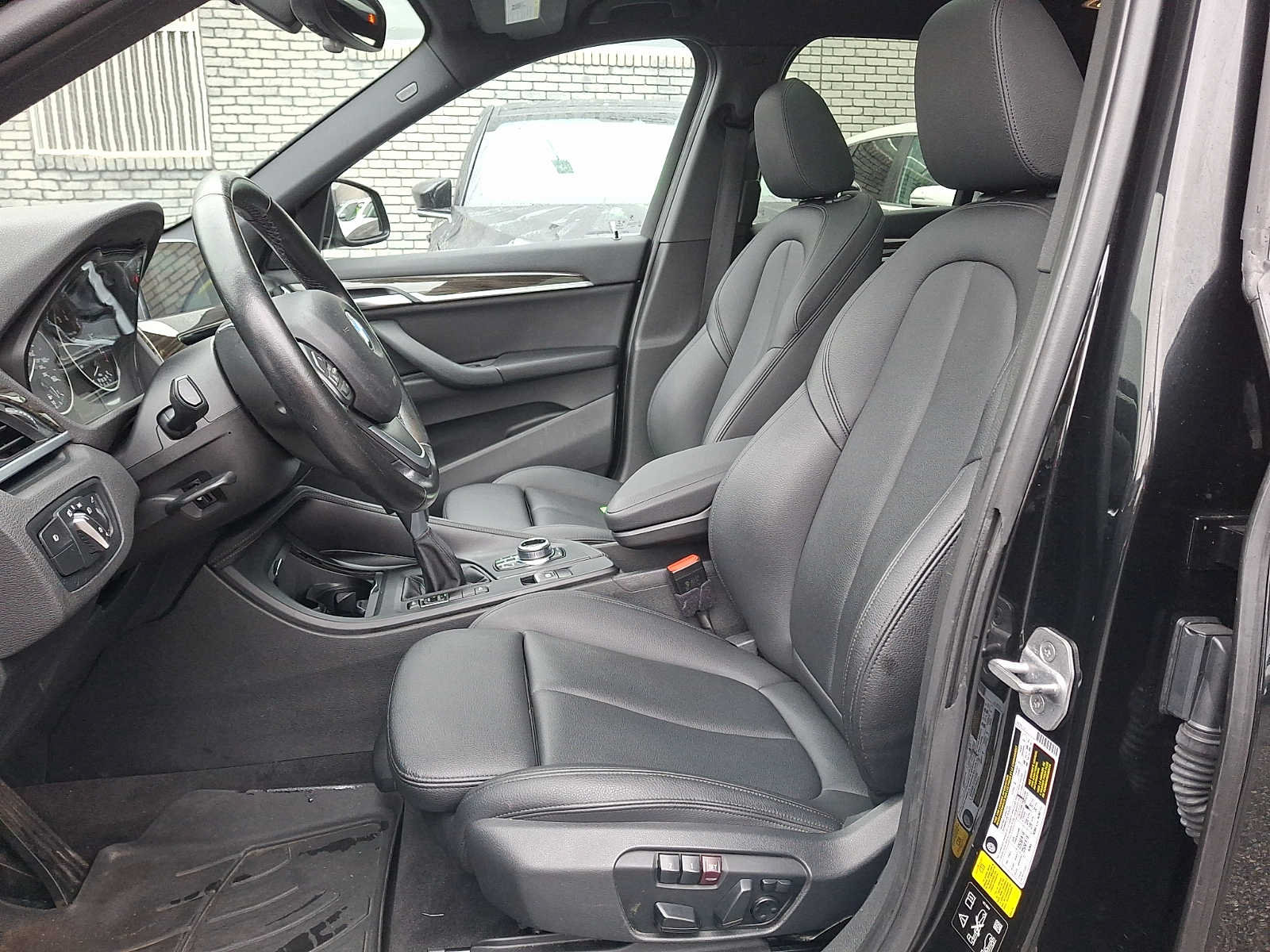 Used 2018 BMW X1 xDrive28i AWD/4WD image 10
