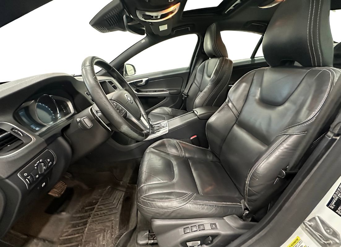 Used 2015 Volvo S60 T6 Platinum image 10