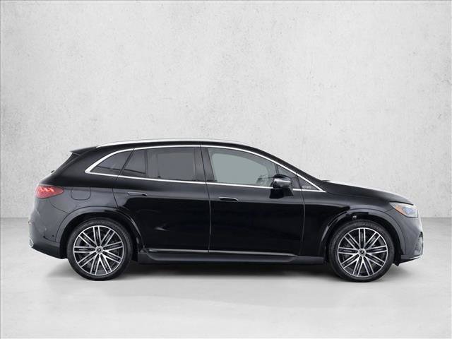 New 2027 Mercedes-Benz EQE 320+ SUV image 8