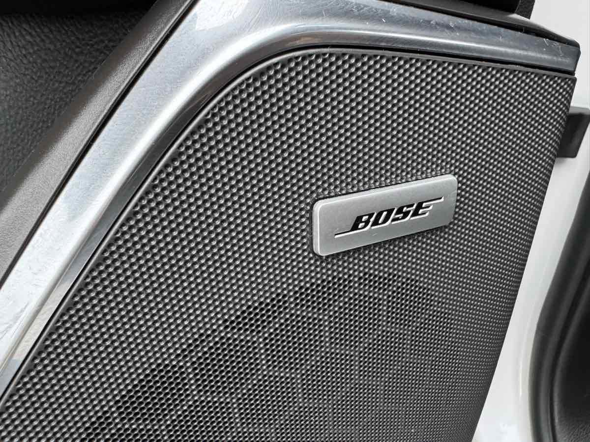 Used 2017 Cadillac Escalade Luxury image 36