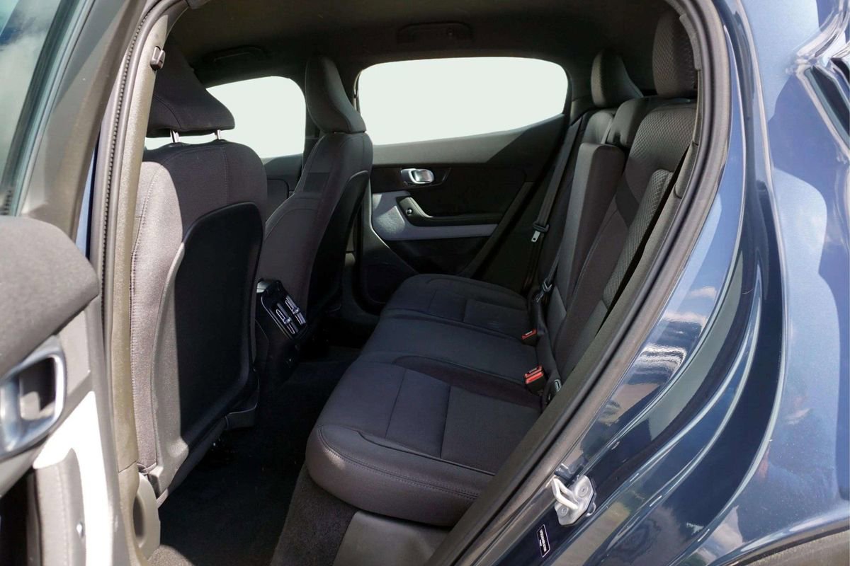 Used 2022 Polestar Polestar 2 image 17