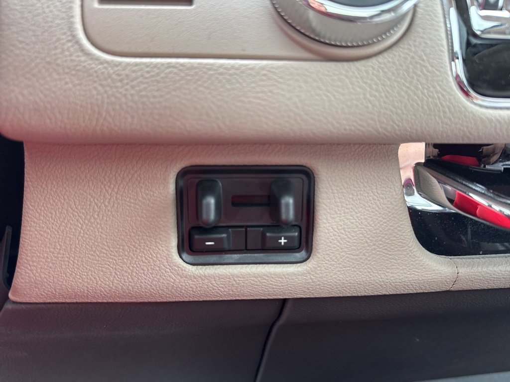 Used 2022 Lincoln Navigator L Reserve image 10