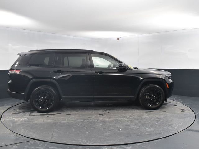 Used 2024 Jeep Grand Cherokee L Laredo image 11