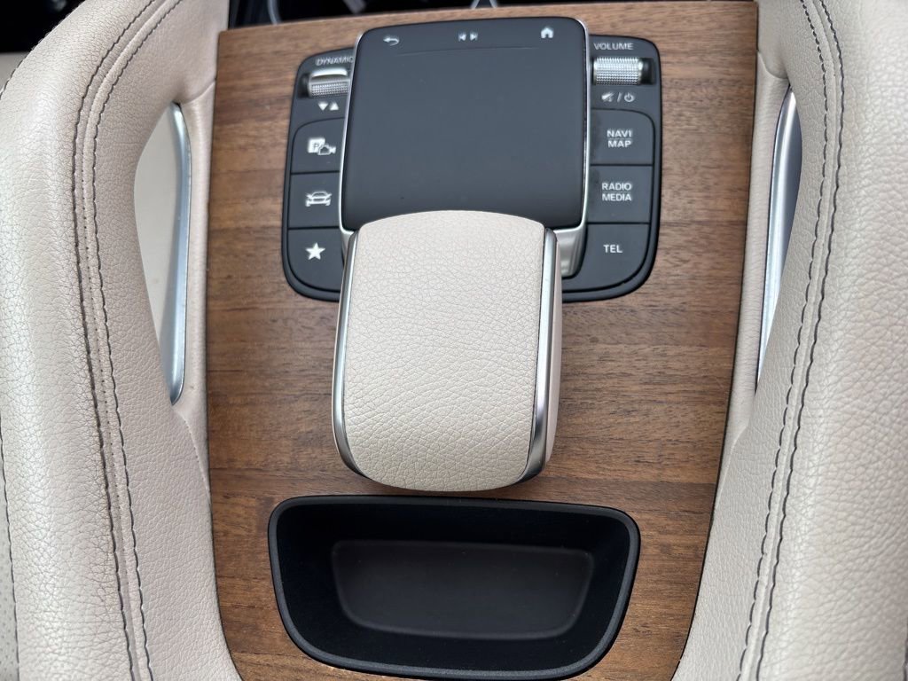 Used 2022 Mercedes-Benz GLE 350 4MATIC w/ Premium Package image 33